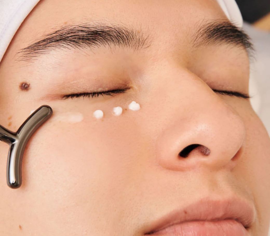 KrX Active 31 Revitalizing Eye Cream  (15ml)